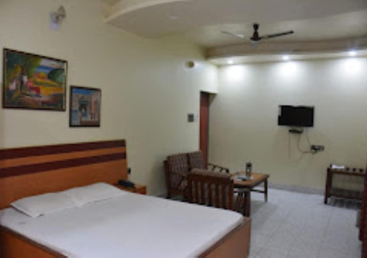 Vijieya Hotel Bihar Saharsa Bagian luar foto
