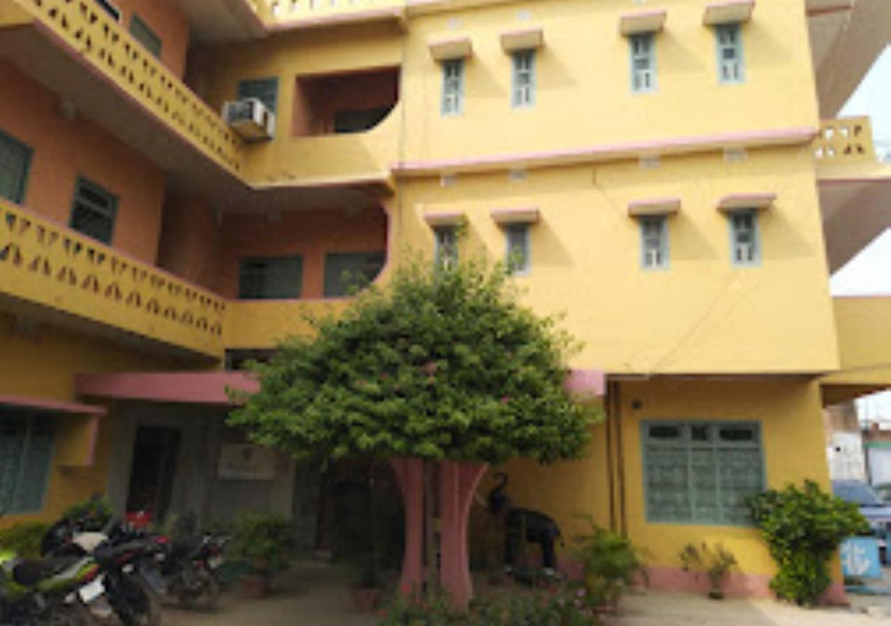 Vijieya Hotel Bihar Saharsa Bagian luar foto